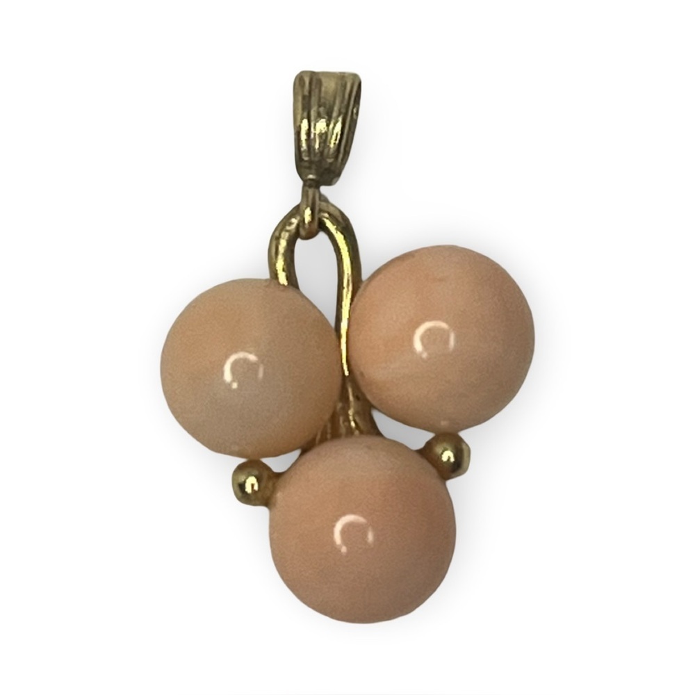 Vintage 14 Karat Gold and Pink Coral Pendant